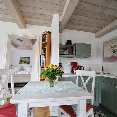 Green-waanang Apartment Nebel